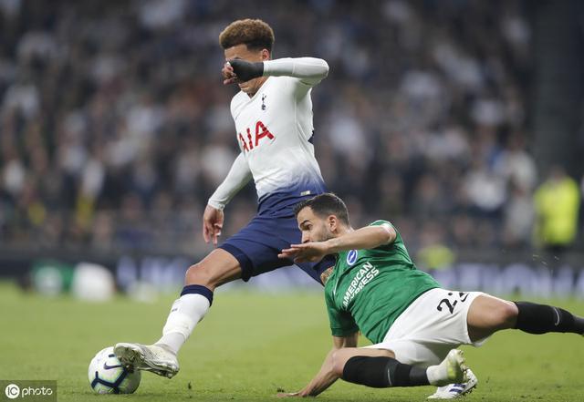 多伦多猛龙训练开放日，今夜更衣室发声引欢呼，西甲在即，赛程密集仍需轮换